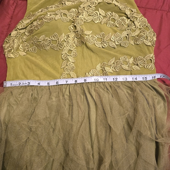 Chic Olive Green Maxi Dress (Stock Photo) - Picture 6 of 8